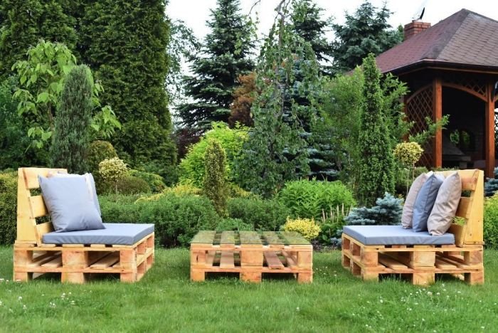 Критерии выбора мебели для сада