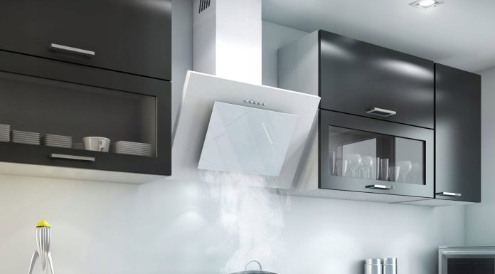 Зачем нужна вытяжка на кухне: основные преимущества и функции