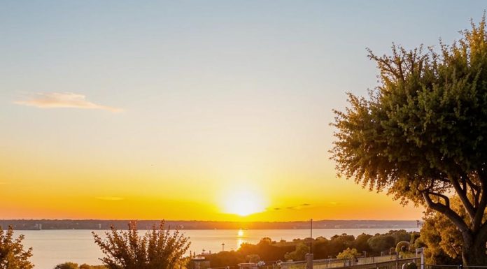 Как стелить террасную доску из ДПК?