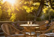 Как создается мебель из ротанга?