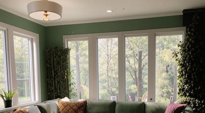 Особенности пружинных диванов