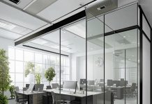 Стеклянные перегородки для офиса — отличное решение интерьера