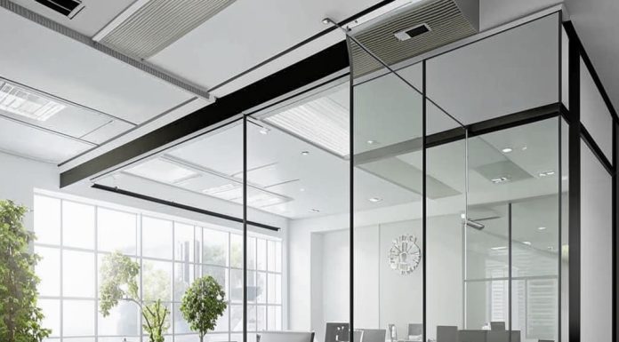 Стеклянные перегородки для офиса — отличное решение интерьера