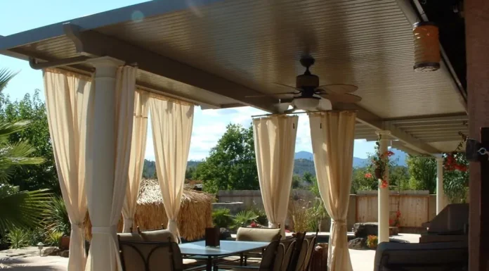 Особенности выбора уличных штор