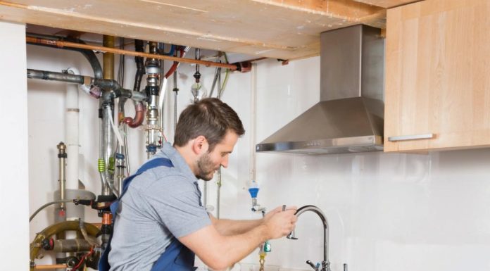 Услуги сантехника: профессиональный подход к решению бытовых проблем