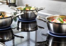 Как очистить индукционную варочную панель Ariston от пригоревших пятен