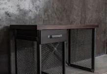 Компьютерный стол в стиле лофт: особенности, преимущества и советы по выбору