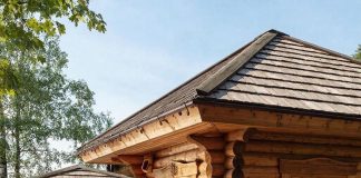 Почему стоит выбрать баню из бруса размером 6 на 6 метров?