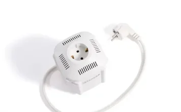 Стабилизатор напряжения: надежная защита техники и стабильная работа электрооборудования