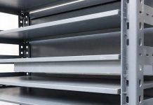 Металлические стеллажи для дома