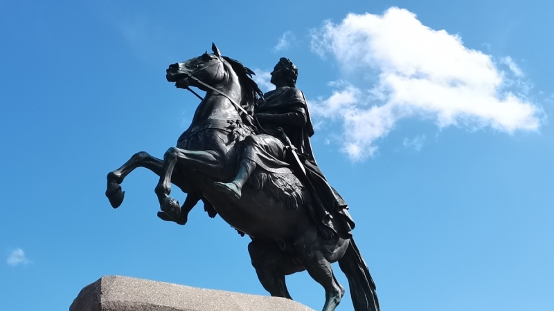 246 лет со дня ЧП: отливка «Медного всадника» началась с аварии