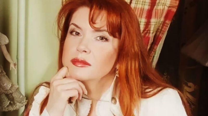 Актрису Сотникову госпитализировали с сильными болями во всем теле