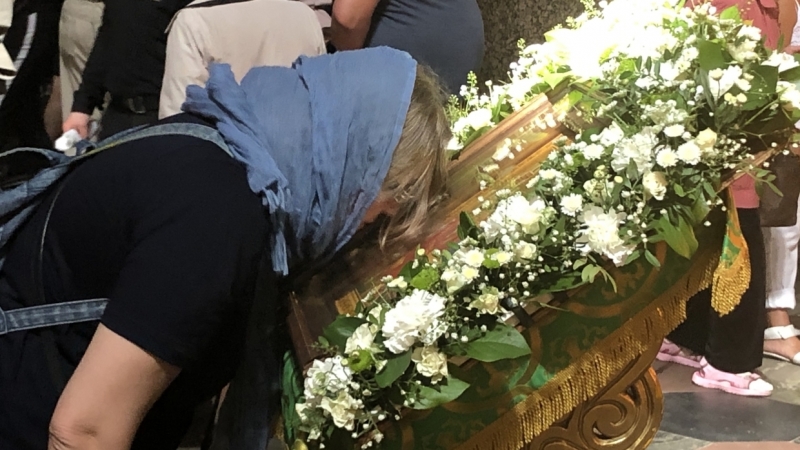 Буйство зелени, караваи и запрет на работу: как православные отмечают Троицу