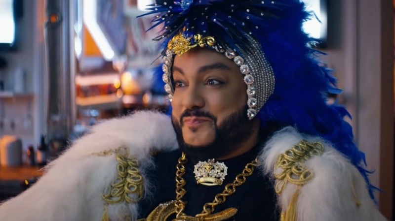 «Чемодан, вокзал, Россия»: украинцы гонят из страны ведущего за фото с Киркоровым