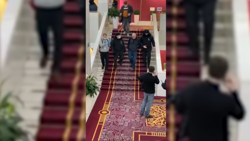 Депутат Максим Резник задержан полицией в Москве