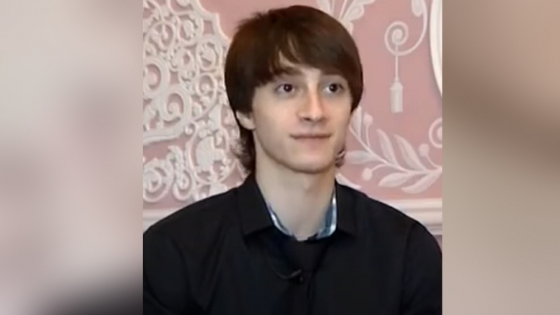 Друг упавшего с самоката солиста Мариинки Залеева не верит, что артист был пьян