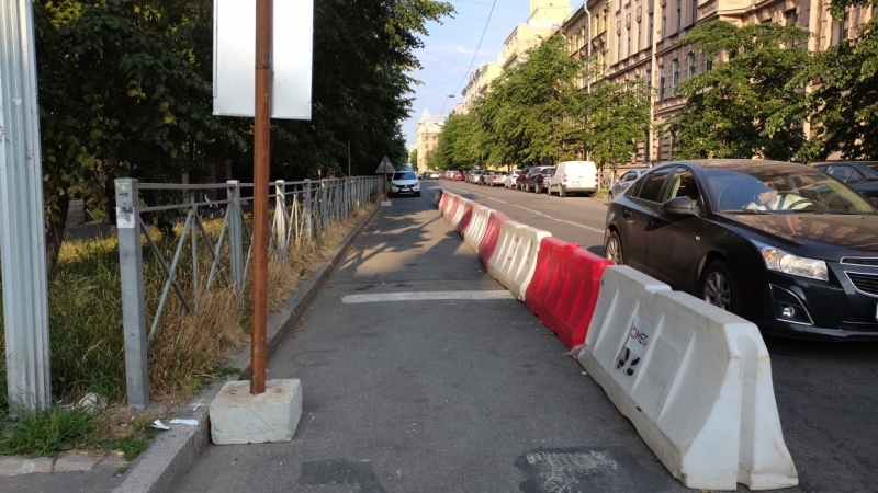 Движение по перекрестку Большой Пушкарской и Съезжинской ограничили до августа