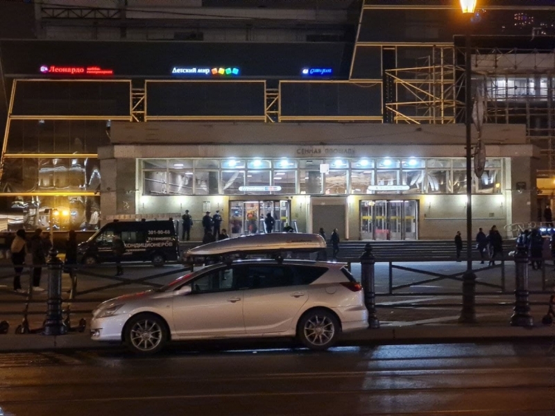 Движение троллейбусов и трамваев в центре Петербурга возобновили