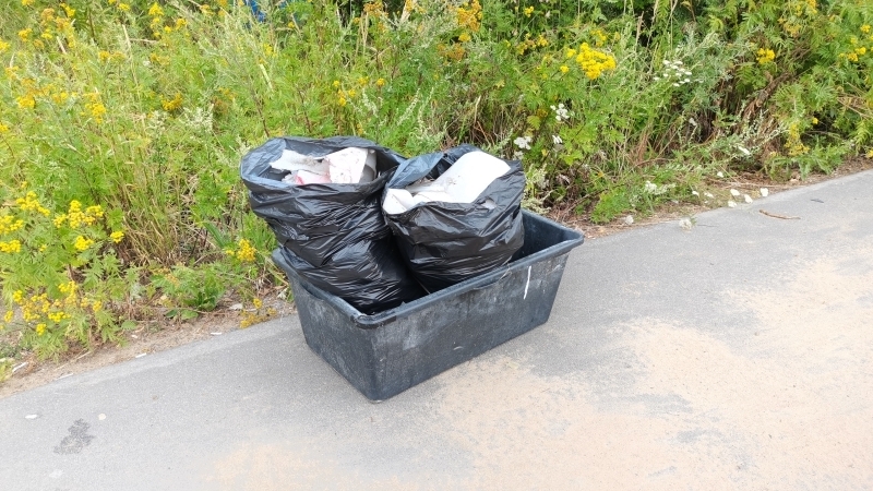 «Это наш дом»: как очищенный Жемчужный пляж защитят от мусора, окурков и стекла