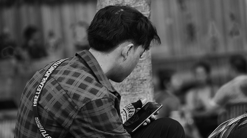 Гаджетозависимость, агрессия, заначка: как понять, что ребенок хочет сбежать из дома