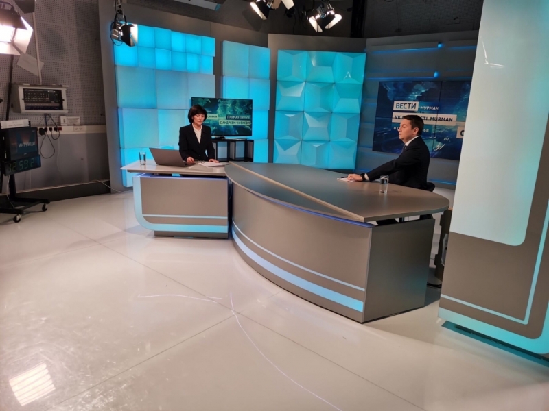 Губернатор Мурманской области провел прямую линию