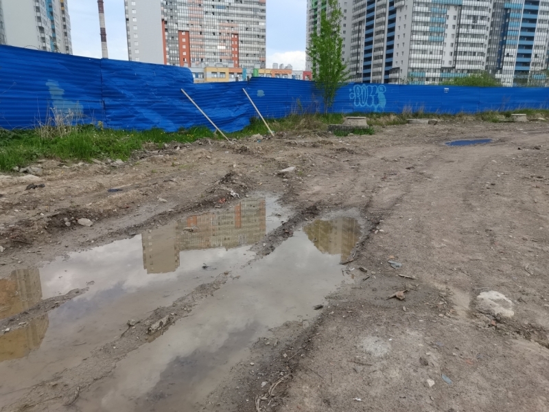 Хождение по мукам: жители домов на Литориновой не добились обустройства дороги