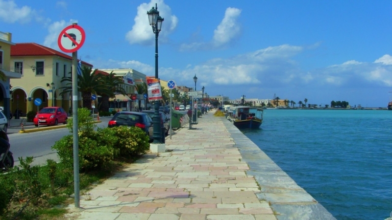 Или сам или жди: петербуржцам дадут путевки в Грецию не раньше 15 мая