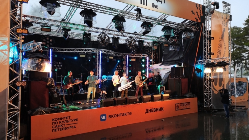 Как проходил второй день фестиваля «Рокштадт» в «Острове фортов»