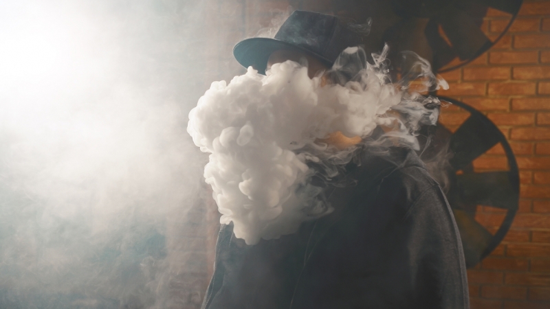 Кальяна не будет: петербургские таможенники пресекли ввоз 17 тонн угля из Сингапура