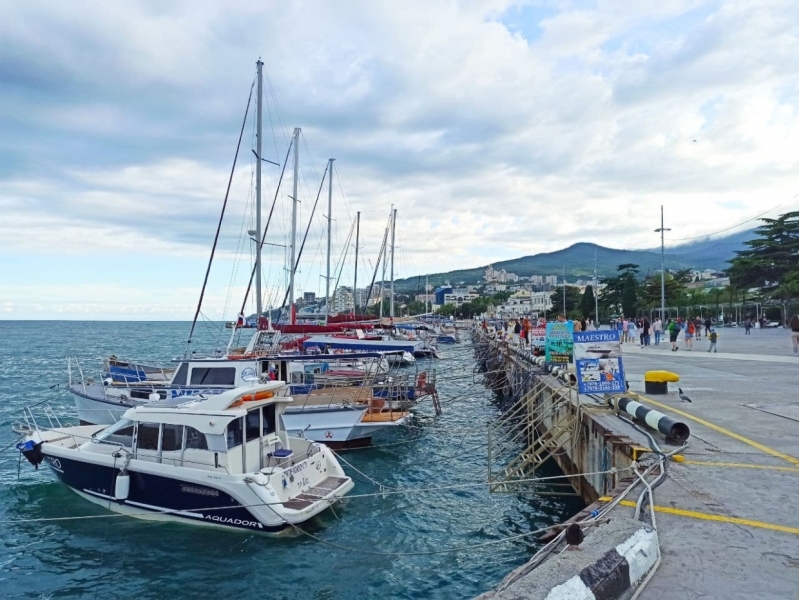 «Люди не знают историю»: литовец сразил наповал россиян объяснением, чей Крым на самом деле