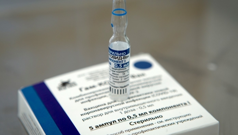 Мигранты в Петербурге по-прежнему не могут привиться от КОВИД