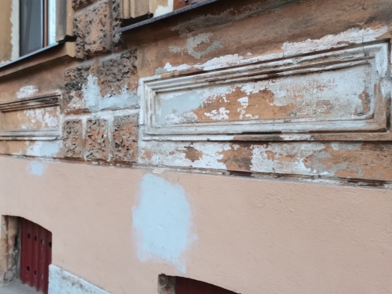 Назван срок ремонта двух разрушающихся домов-памятников в Кронштадте