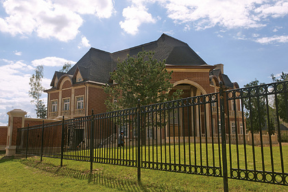 Названы направления Подмосковья с самыми дешевыми элитными домами