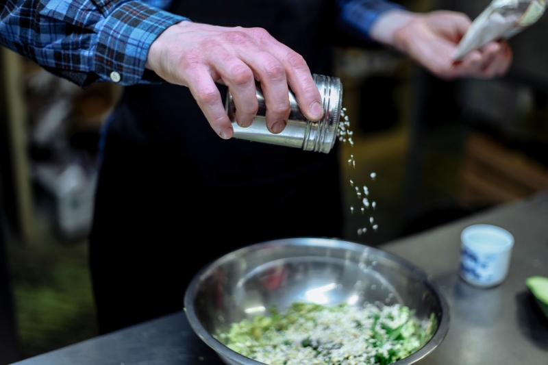 Названы три самых полезных продукта для зубов и костей