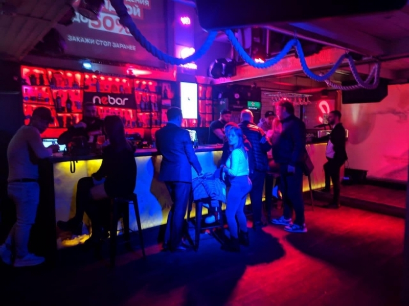 Ночной рейд провели по злачным местам улицы Рубинштейна