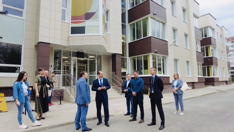 Новый детский сад на улице Ижорского Батальона начнет работать 1 сентября