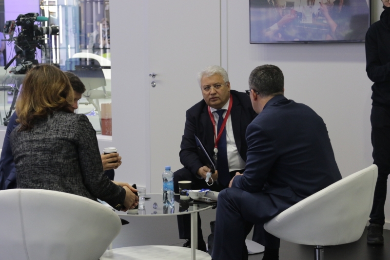 «Нулевой» день ПМЭФ-2021 в фотографиях: как это было