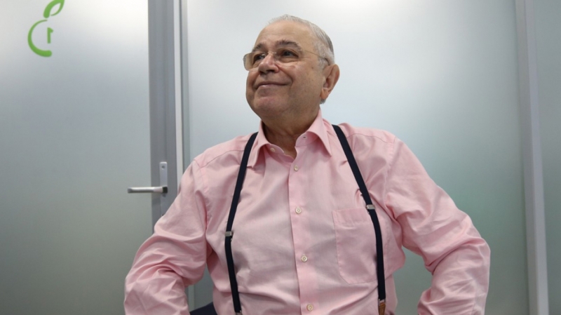 Окольцованный Петросян внезапно показал лицо сынишки в его первый день рождения