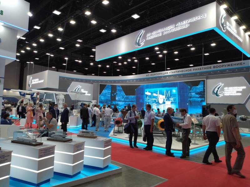 «Перспективы только у Шарика»: Военно-морской салон обнажил противоречия между российской оборонкой и госзаказчиком