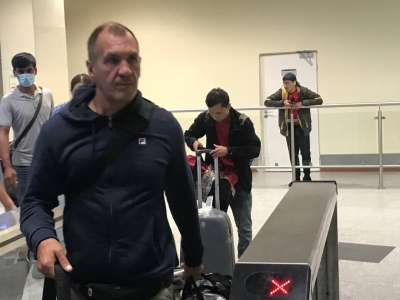 Петербургский правозащитник Максим Шугалей вернулся из Кабула в Россию