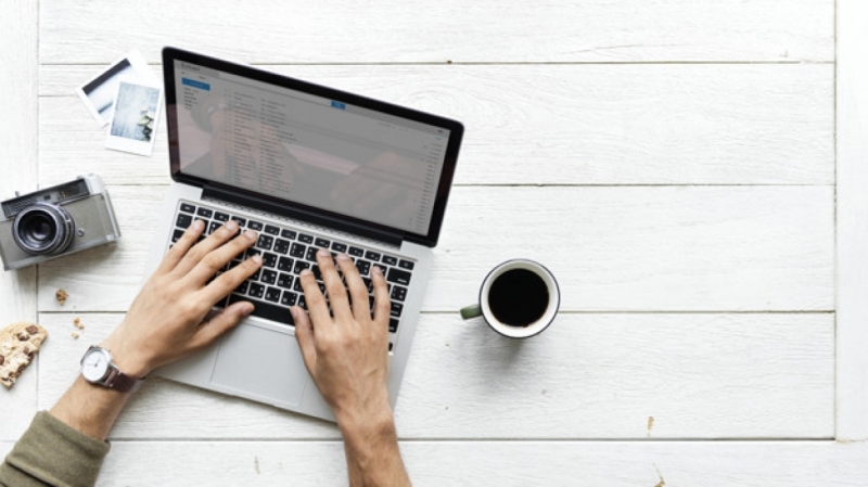 Пять тысяч рублей заплатит мурманчанин за мат в соцсетях