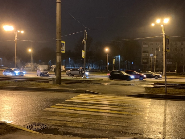 Появилось видео с места массовой аварии на Руставели