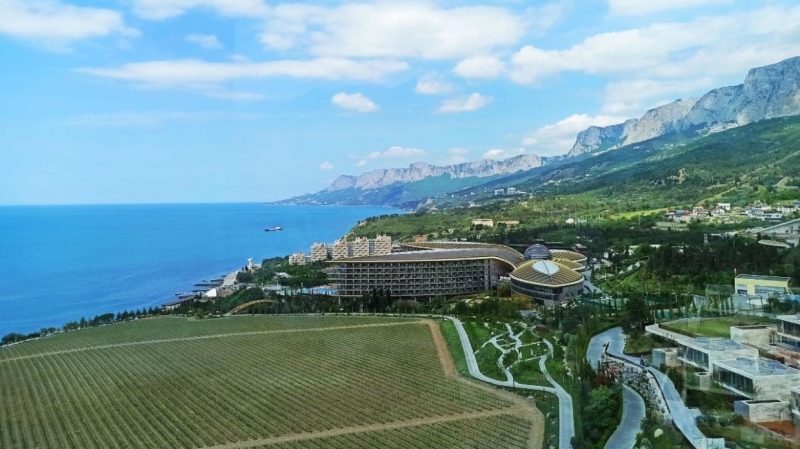 «Правительству никто не верит»: украинец раскрыл правду, почему его соотечественники рвутся в Крым