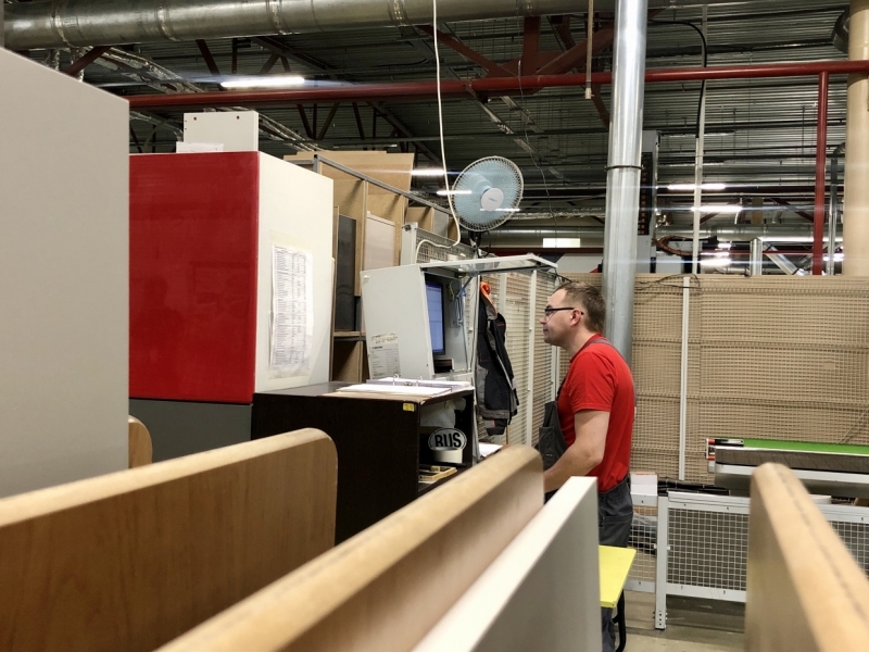 Предприниматель назвал способ поддержки мебельщиков строителями