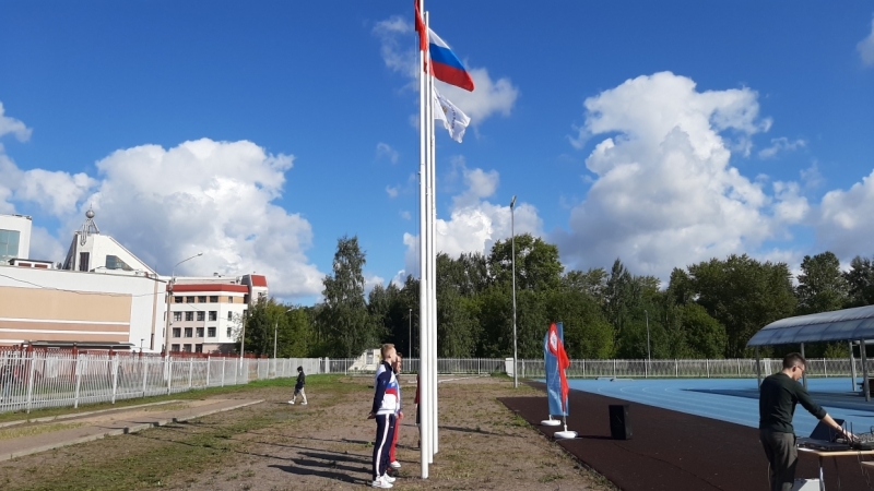 Представители Смольного пожелали побед воспитанникам знаменитой спортшколы