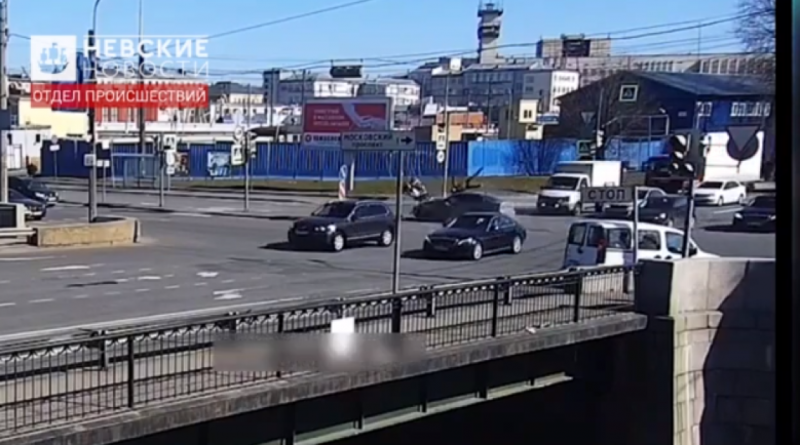 Сбившую мотоциклиста на Обводном пьяную водительницу задержали