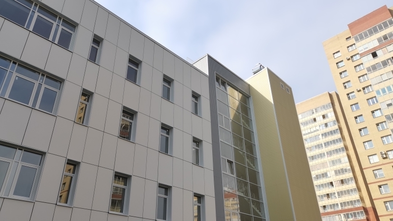 Современную детскую поликлинику на Союзном откроют до конца года