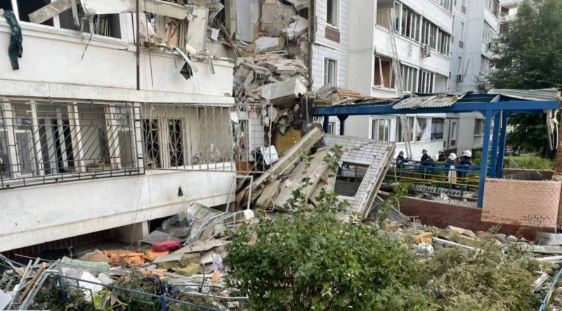 Спасатели пытаются найти ребенка под завалами дома в Ногинске