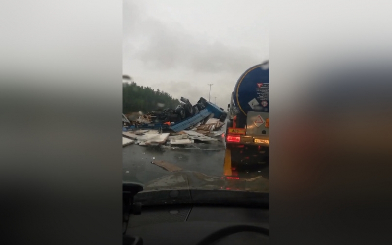 Стали известны подробности смертельной аварии на трассе М-11