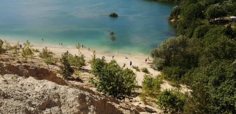 Стало известно, на сколько подорожают курорты Ленобласти на майские праздники